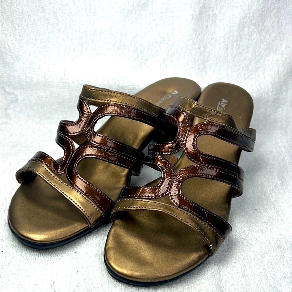 Air Supply,  Women's Brown Slide Sandals